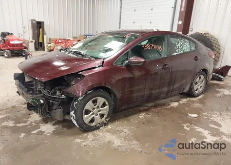 2018 Kia Forte Lx z USA, uszkodzony, nr VIN 3KPFK4A72JE271531